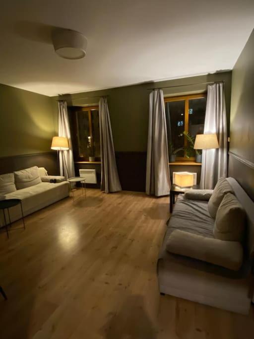 4 Pokoje - 86 M2 - 300 M Od Rynku Wroclaw Bagian luar foto