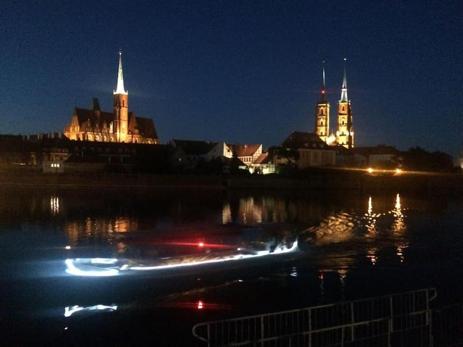4 Pokoje - 86 M2 - 300 M Od Rynku Wroclaw Bagian luar foto