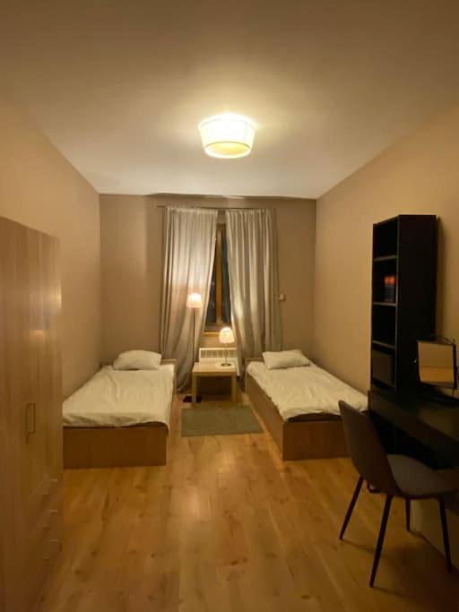 4 Pokoje - 86 M2 - 300 M Od Rynku Wroclaw Bagian luar foto